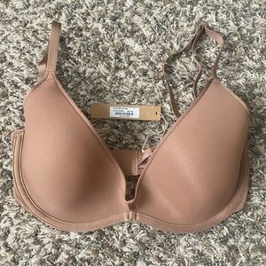 *NWT* SKIMS WEIGHTLESS SCOOP BRA
